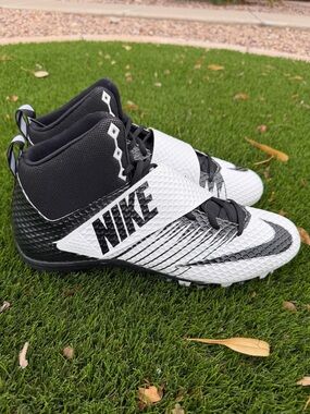 Nike Lunarbeast Strike Pro TD Football & Lacrosse Cleats Size 14 NWOB 833421-100